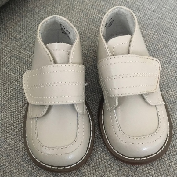 FootMates baby leather beige velcro shoes size 3M - Picture 1 of 5